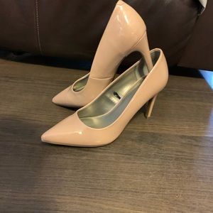 Worthington stiletto heels